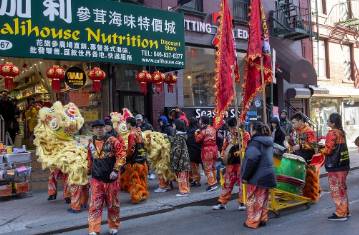 海外唐人街，寻味中国年