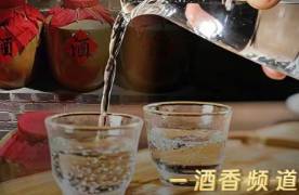 酒鬼酒借道胖东来？