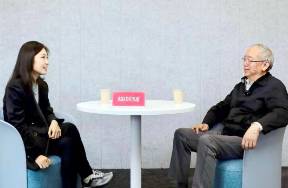 对话王小鲁 AI和出海，大变局下的新动能