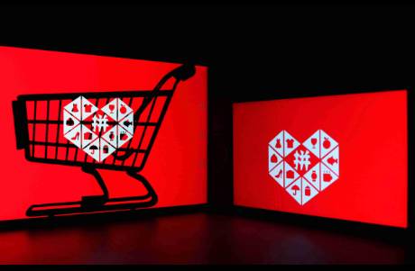 手握4238亿！拼多多，拒绝从众